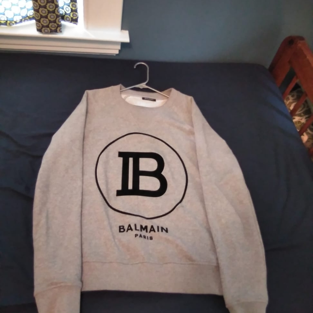 Sweatshirt - Picture 3 of 3